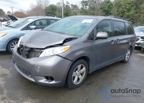 2015 Toyota Sienna Le 8 Passenger from USA, damaged, VIN 5TDKK3DC6FS596178